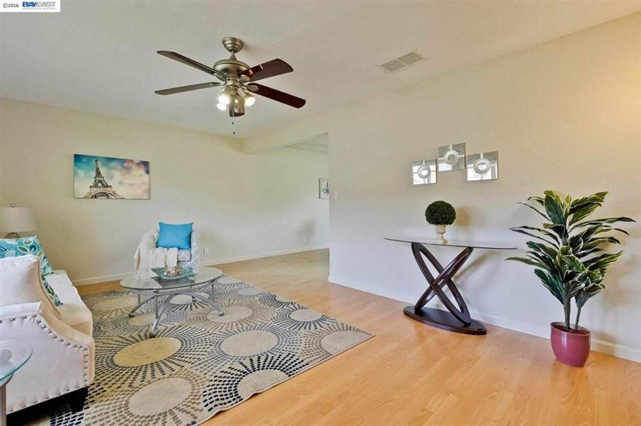 4132 Jamaica Ter - Photo 6 of 20