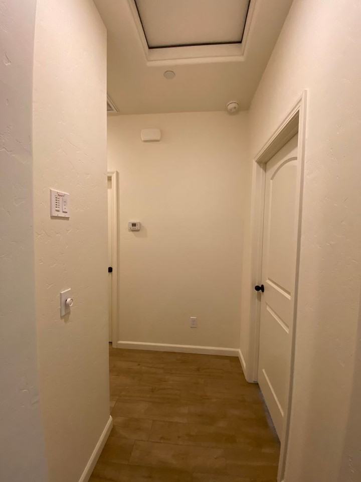 3212 N Noyes Ct - Photo 5 of 29