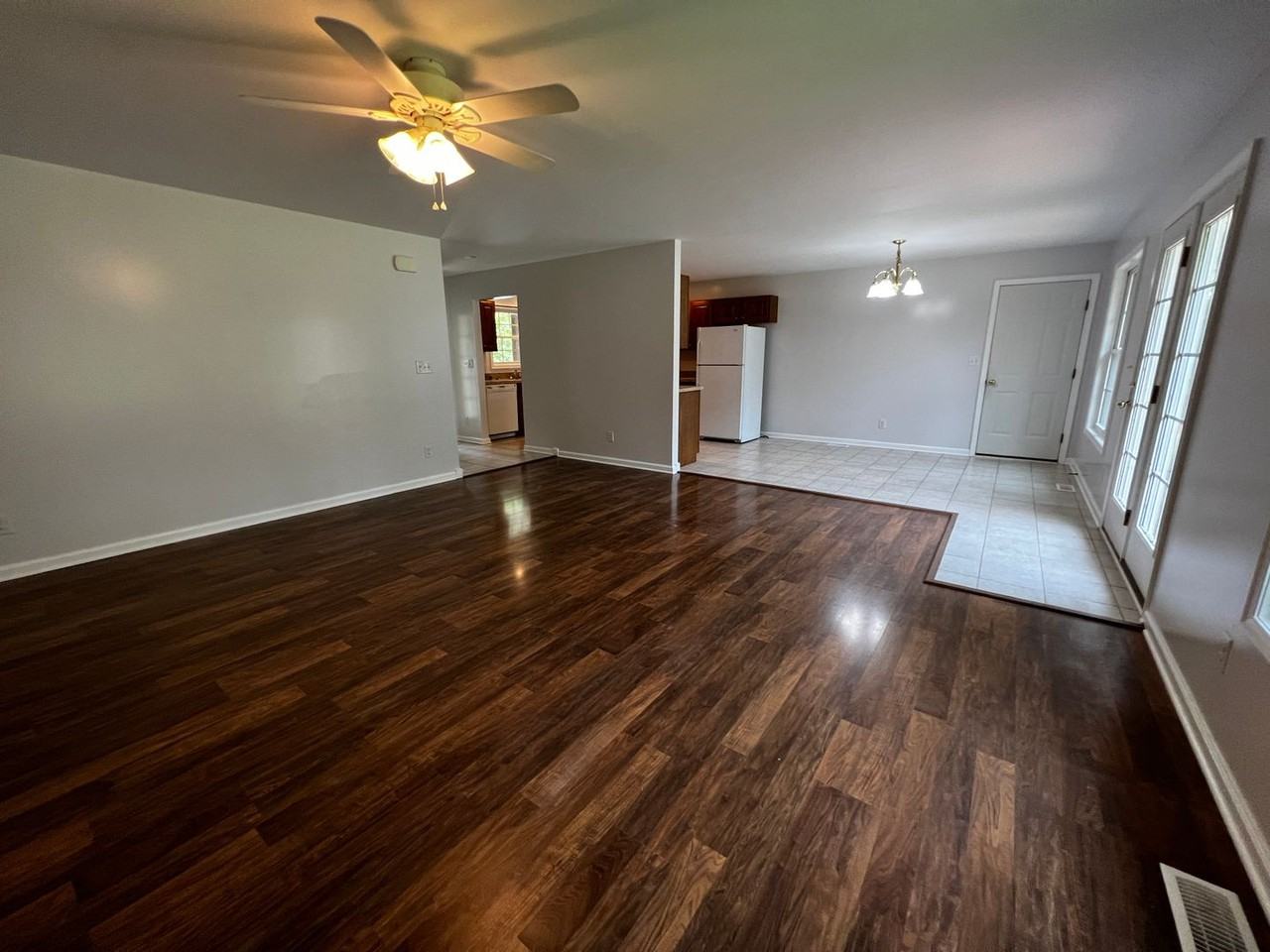 596 Landing Rd - Photo 4 of 19