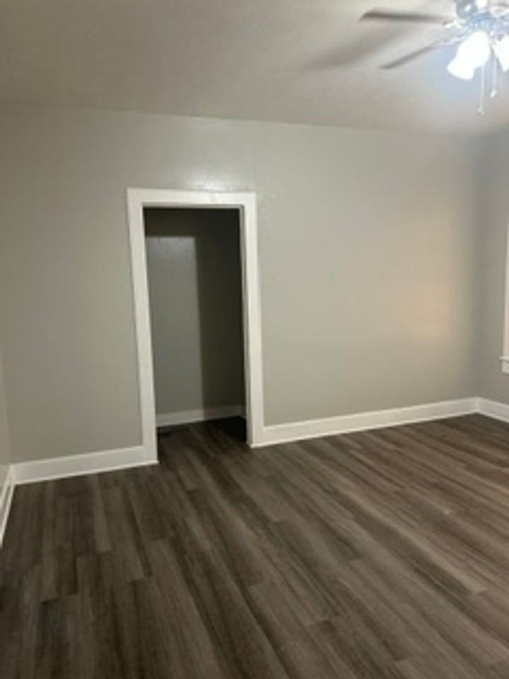 923 Sunset Ave - Photo 3 of 8