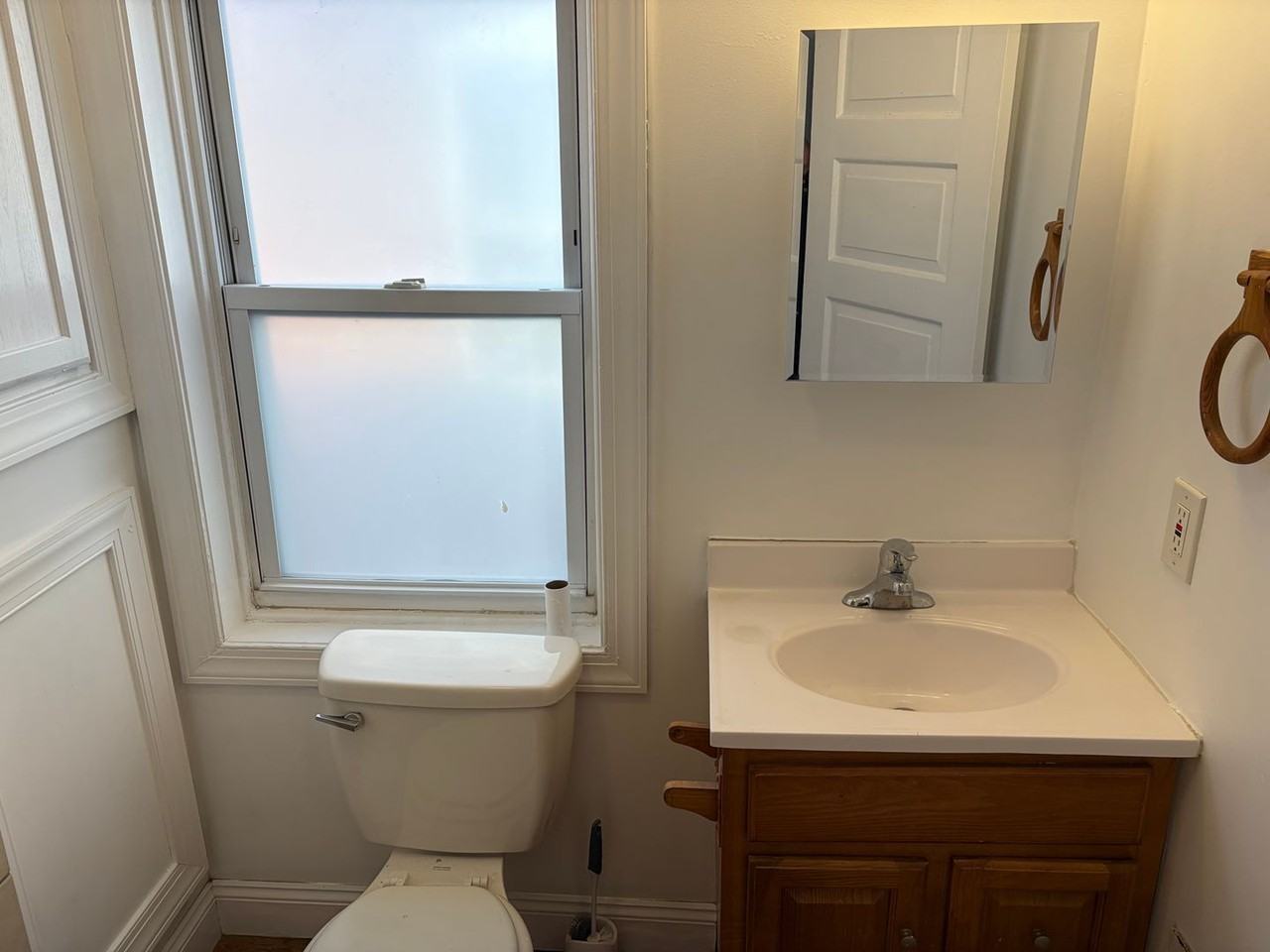 512 1/2 N Charlotte St - Photo 6 of 23