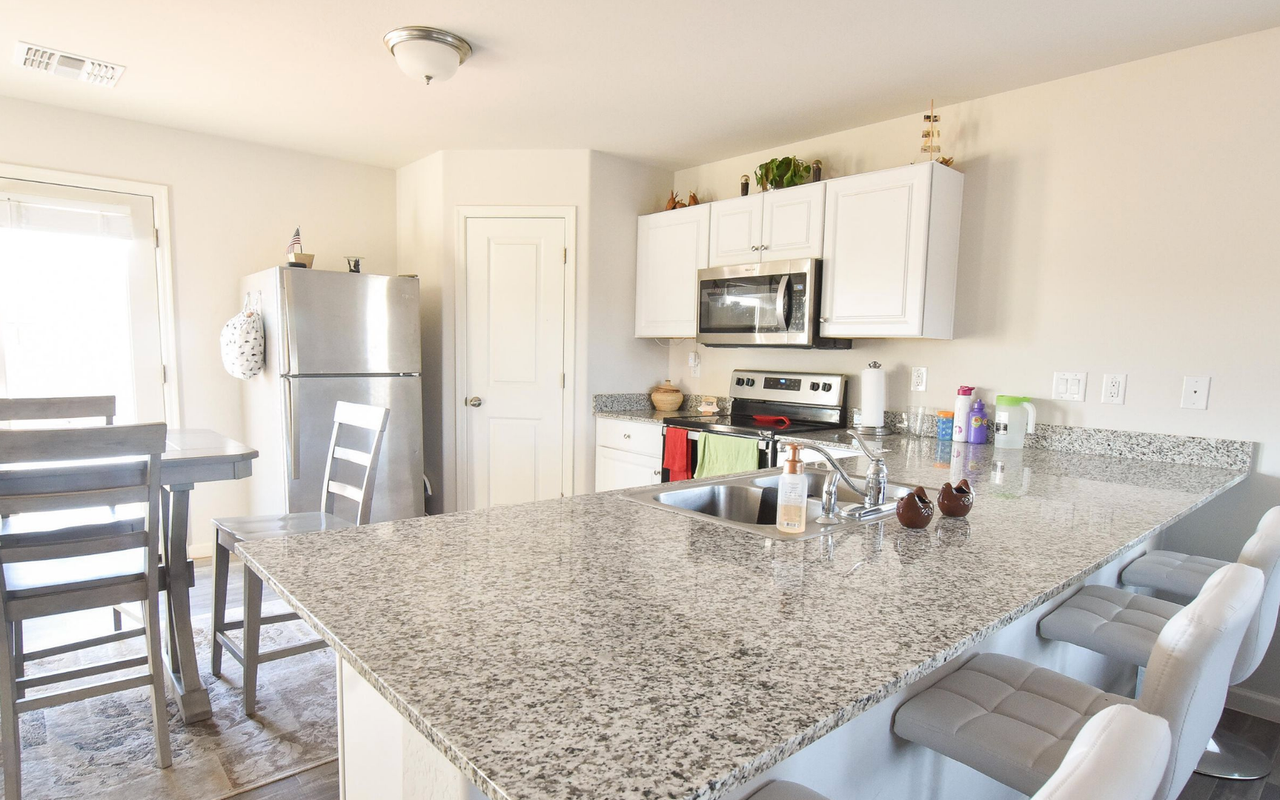 347 E Impala Ct - Photo 5 of 18