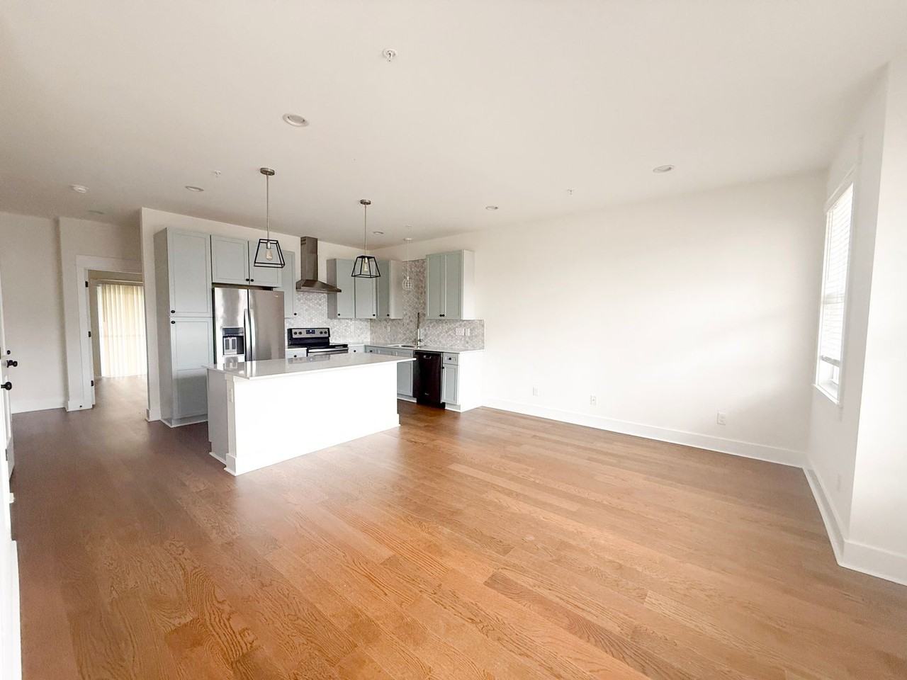 202 Allison Way - Photo 3 of 36