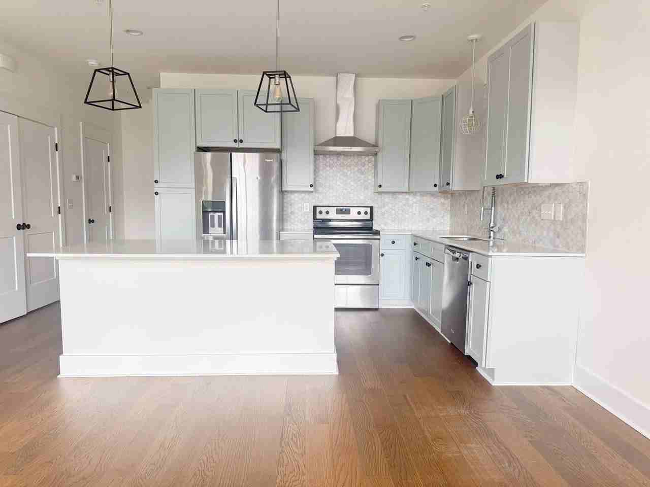 202 Allison Way - Photo 6 of 36