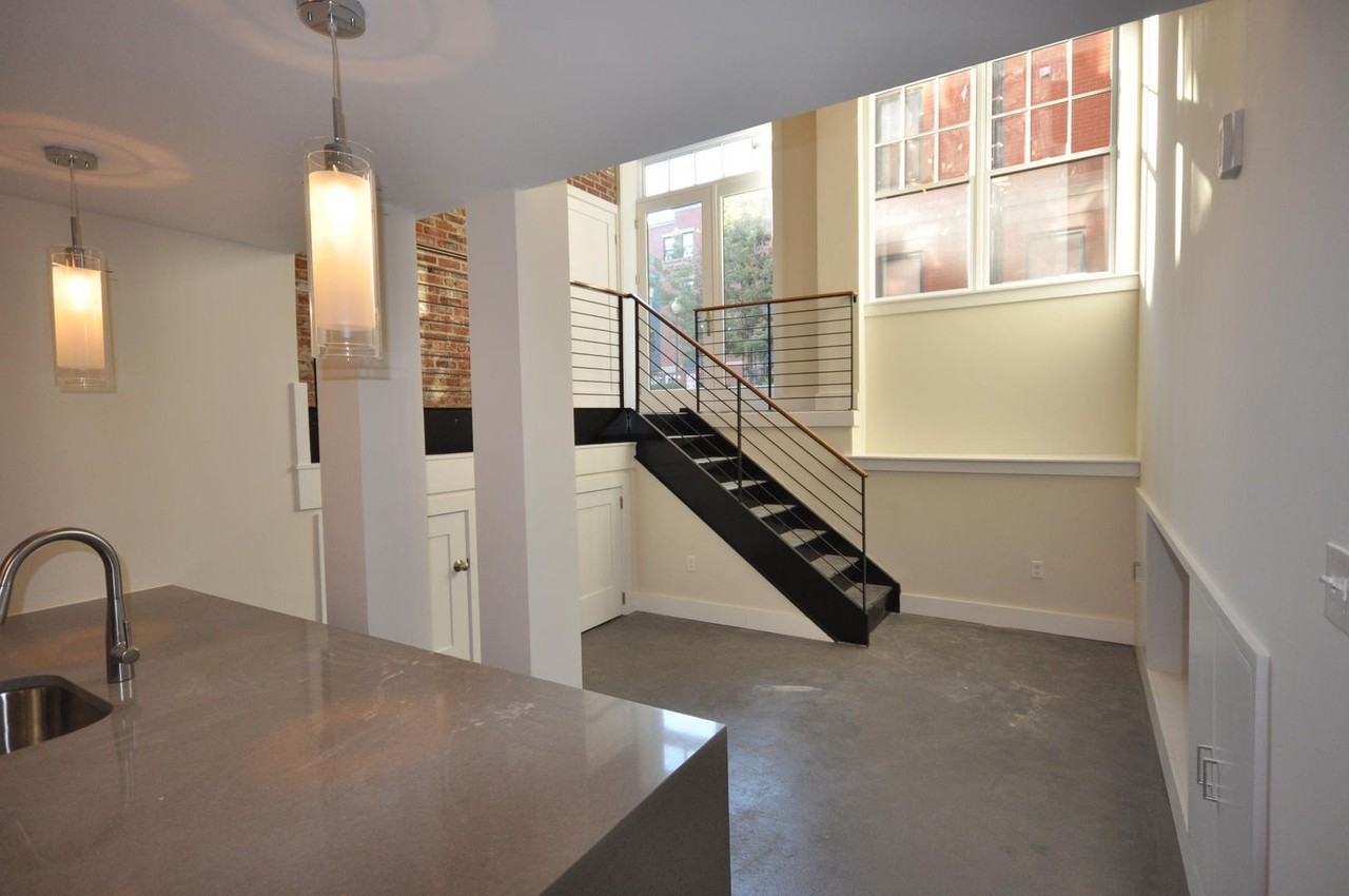 663 Massachusetts Ave - Photo 2 of 11