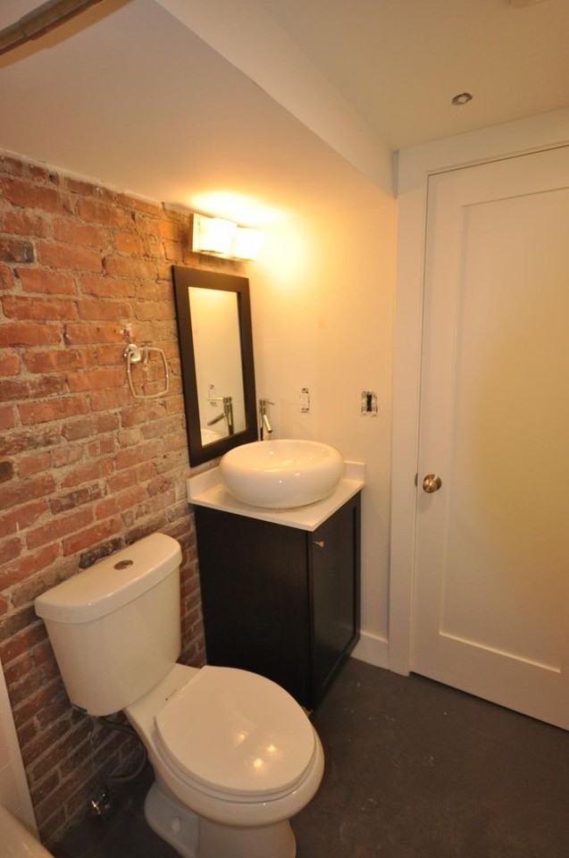 663 Massachusetts Ave - Photo 4 of 11