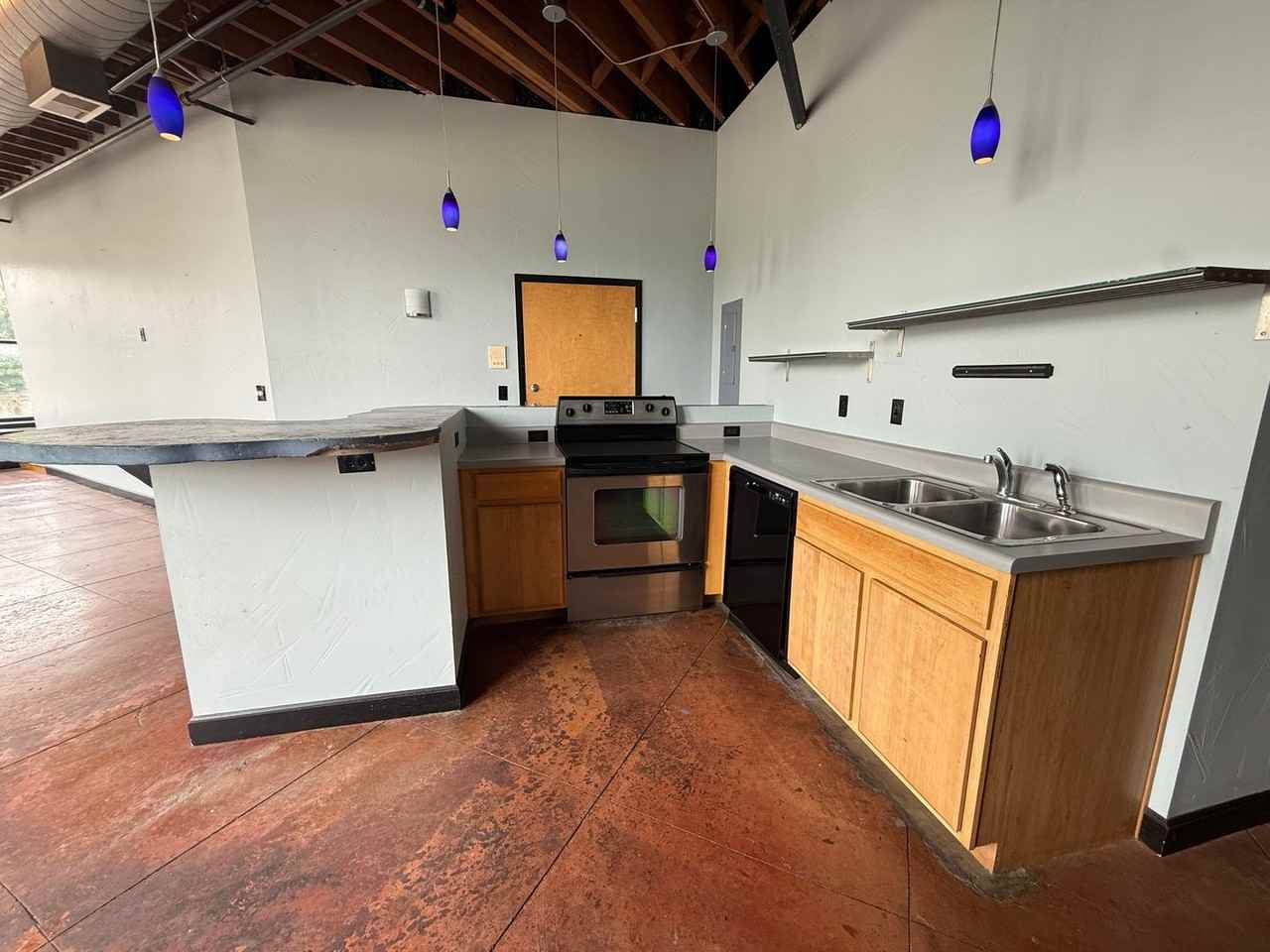 331 E Water St #205 - Photo 4 of 11