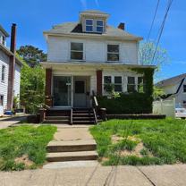 1206 Albert St - Photo 1 of 1