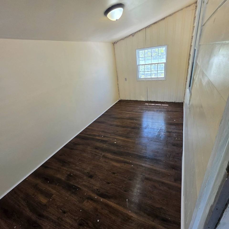 1206 Albert St - Photo 7 of 7
