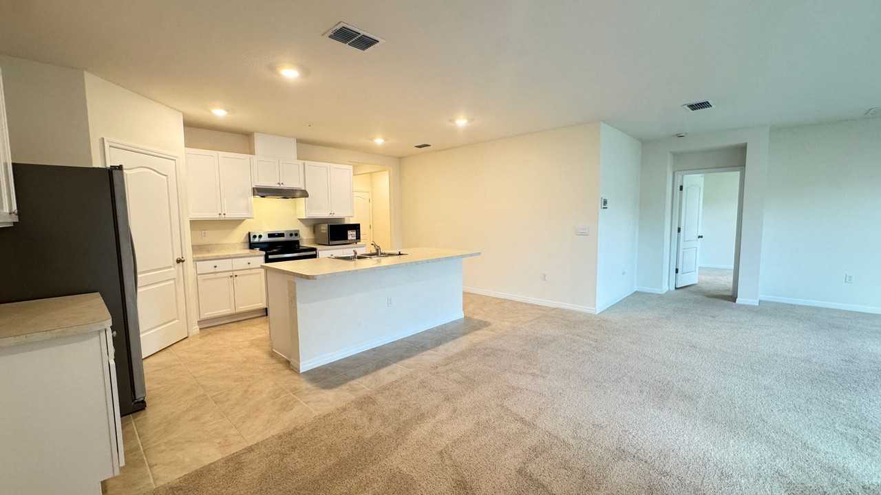 939 939 Stockport Dr - Photo 6 of 45