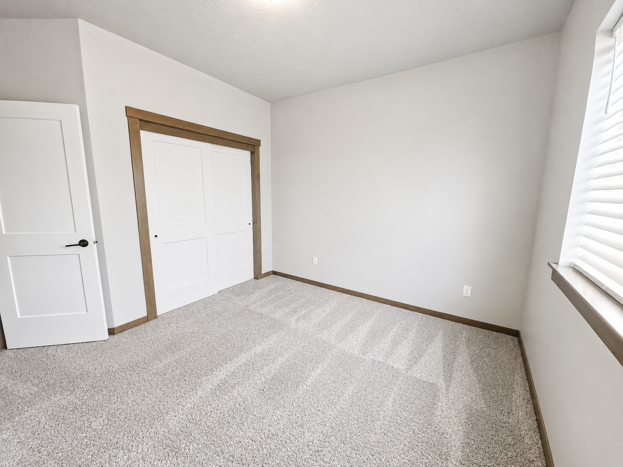 4340 N Donovan Ln - Photo 5 of 18