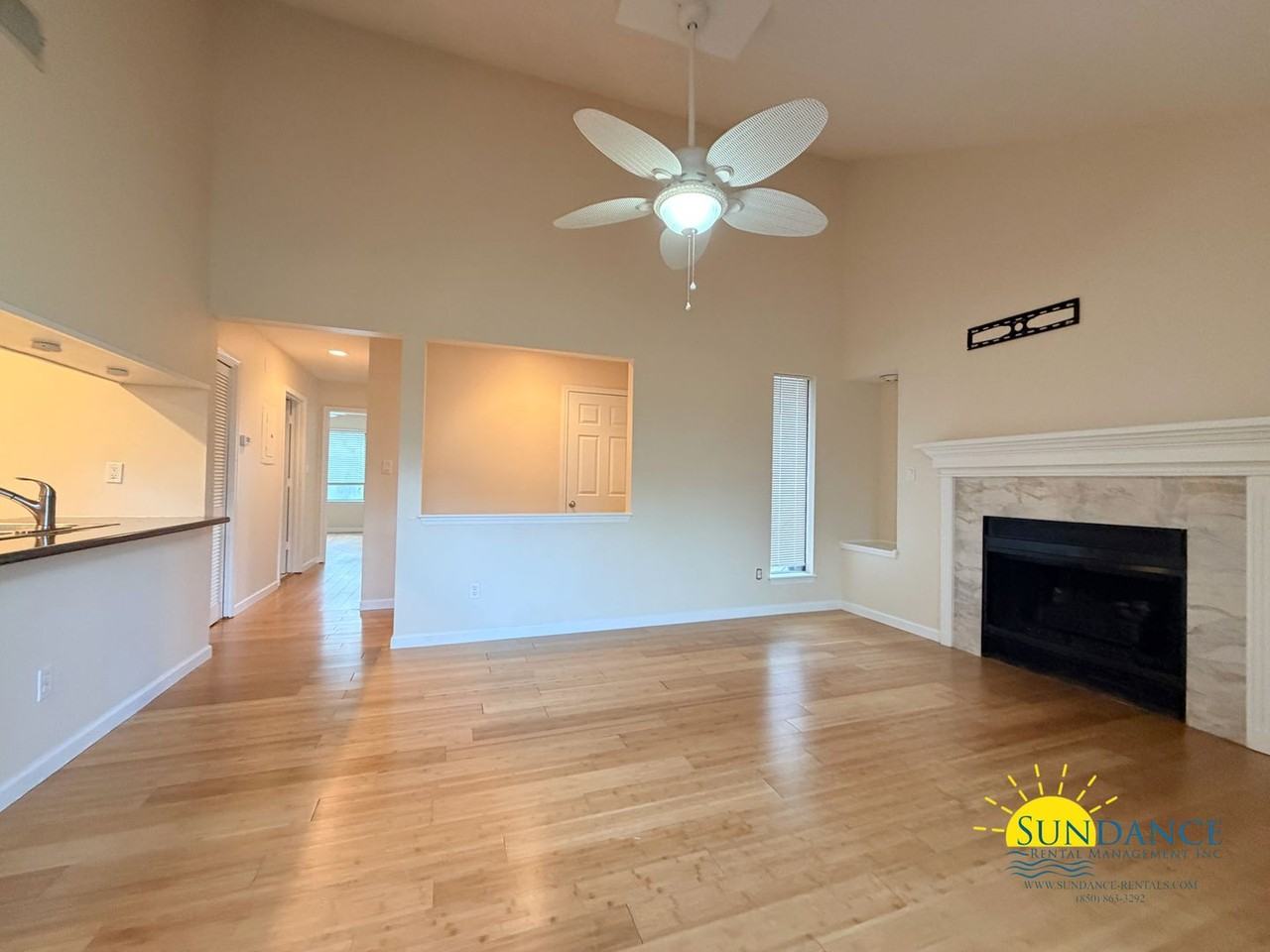 128 Elm Ave Se - Photo 4 of 26