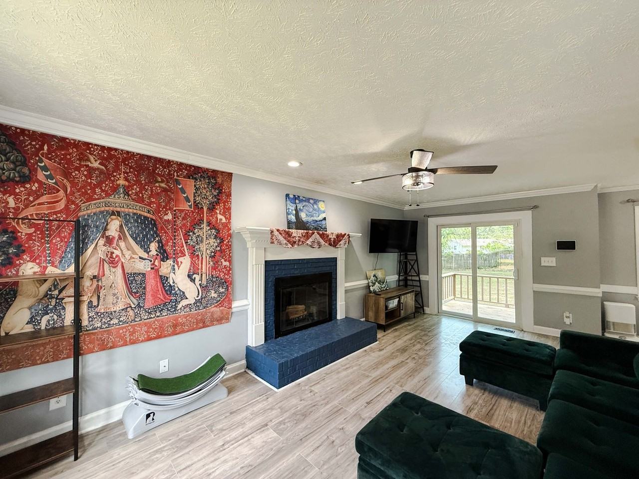 3446 Sandystone Cir - Photo 4 of 22