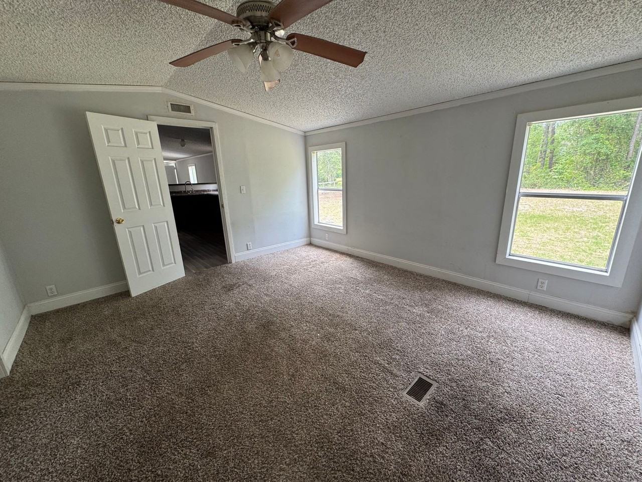 154 Nw Alpata Ct - Photo 5 of 10