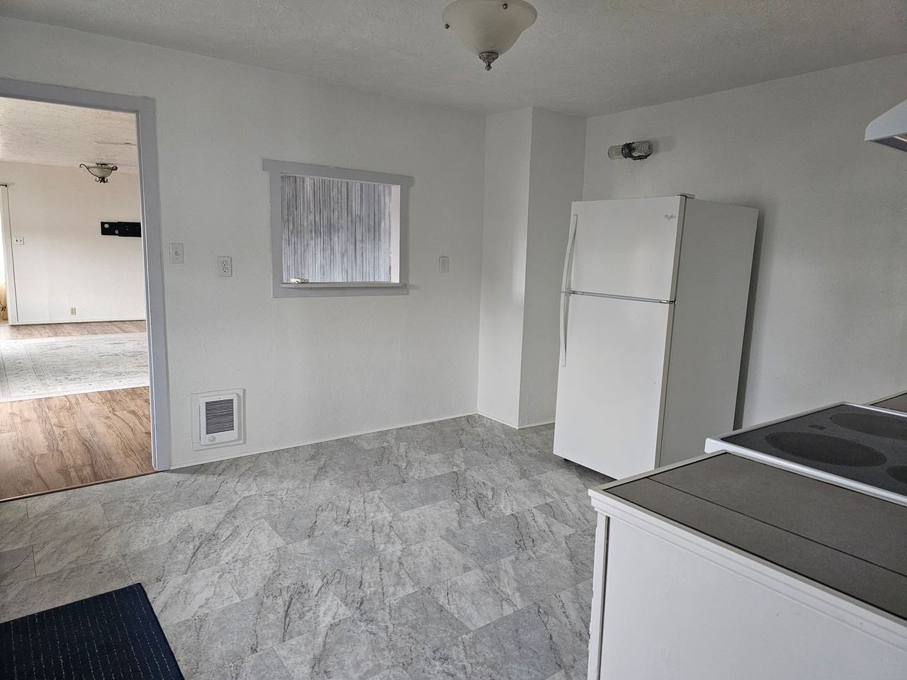 1420 Gleason Ave - Photo 7 of 14