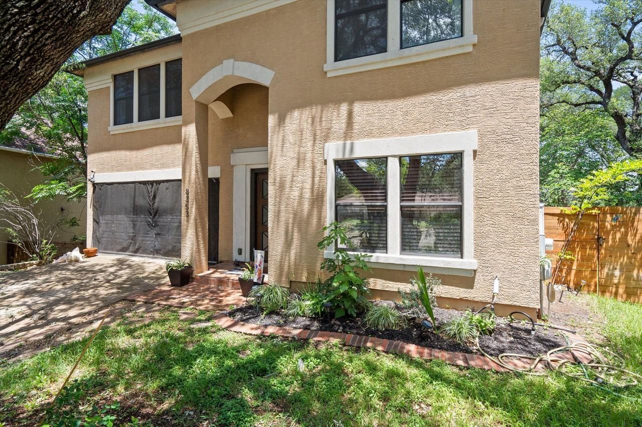 8353 Steamline Cir - Photo 3 of 42