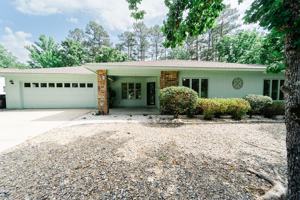 featured image of 4 Lopez Cir