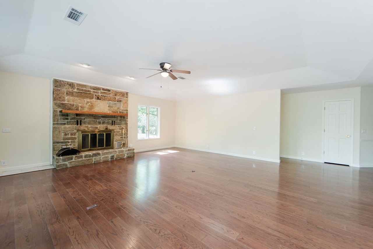 4 Lopez Cir - Photo 4 of 32