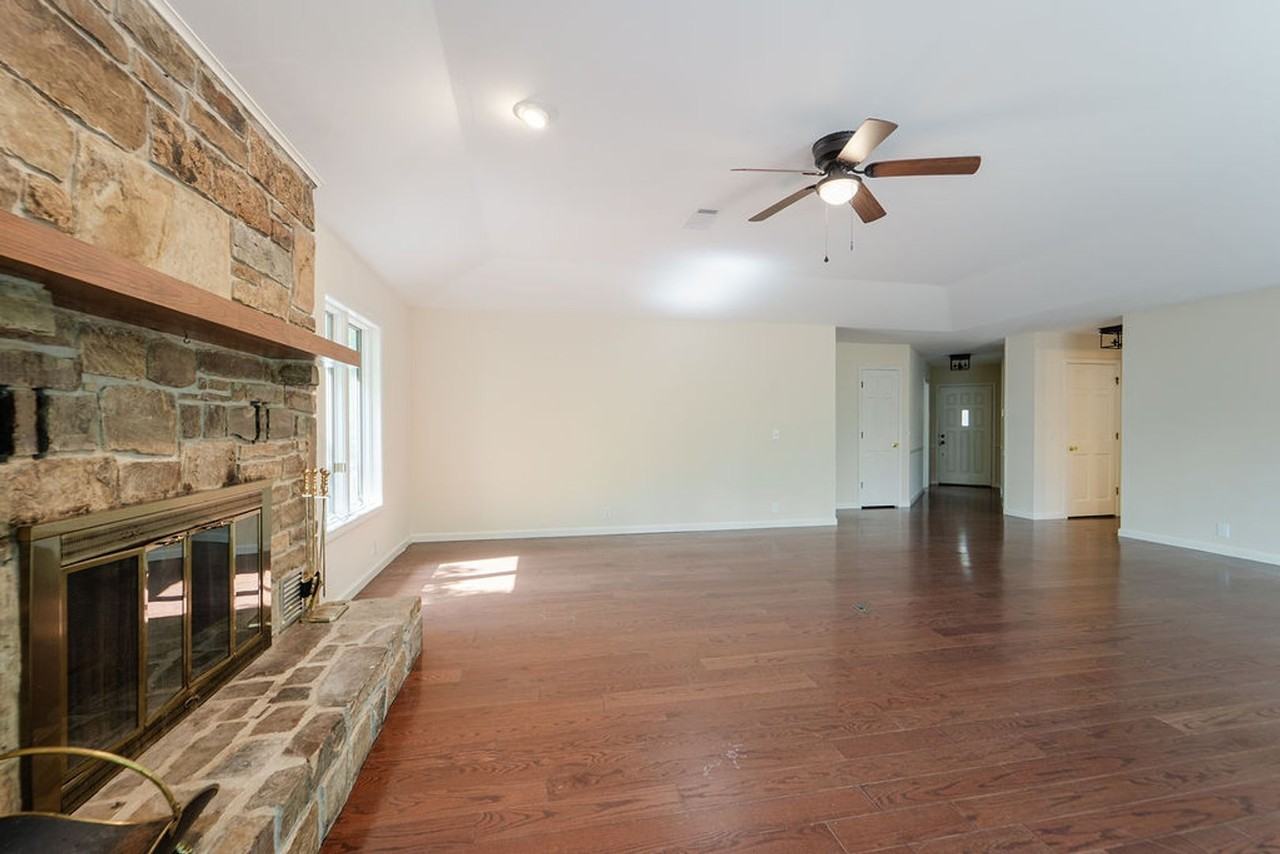 4 Lopez Cir - Photo 6 of 32