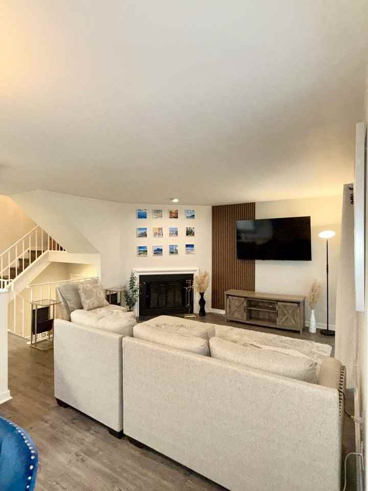 18616 Pier Point Pl - Photo 4 of 33