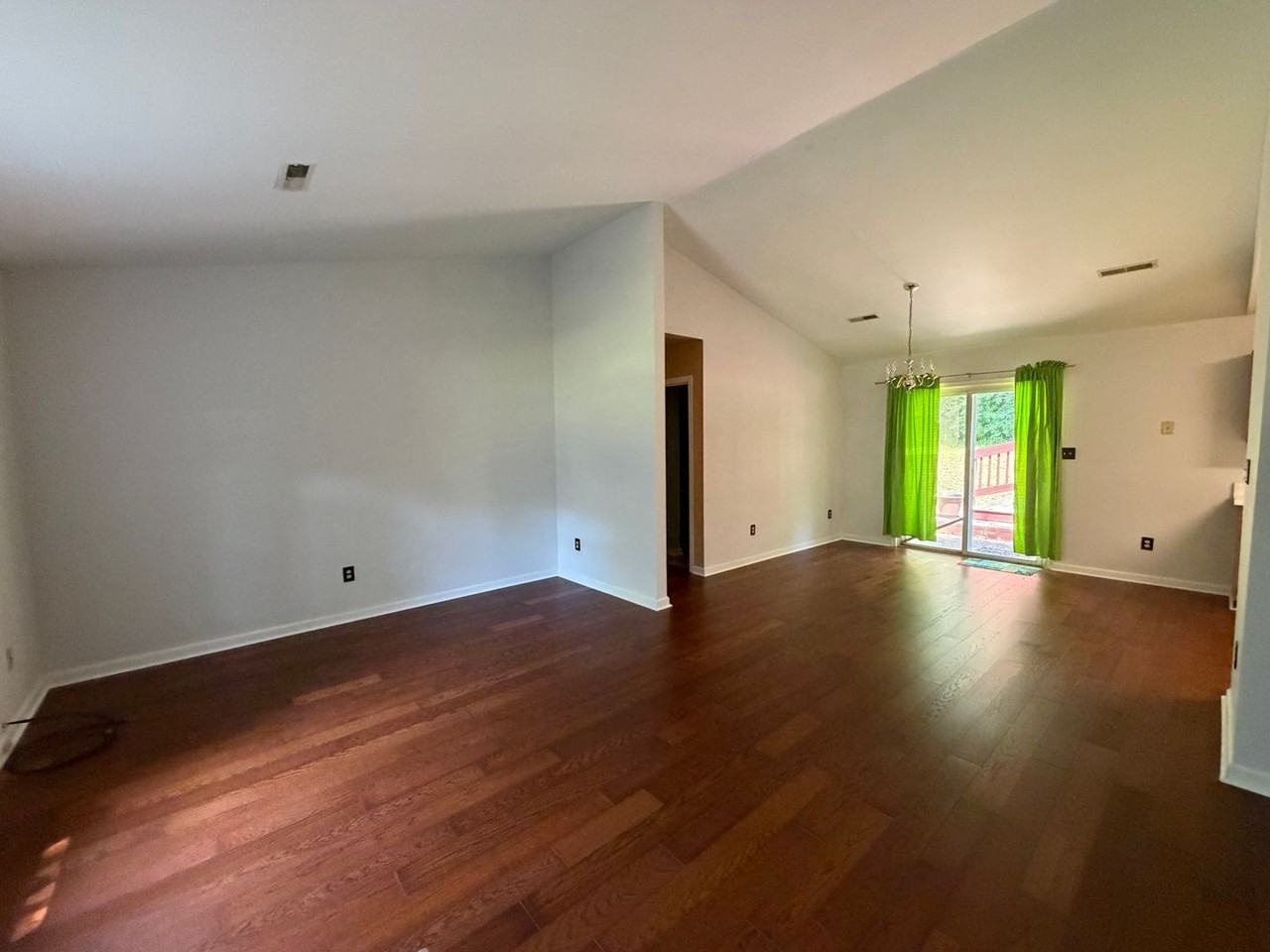 137 Snapdragon Rd - Photo 5 of 21