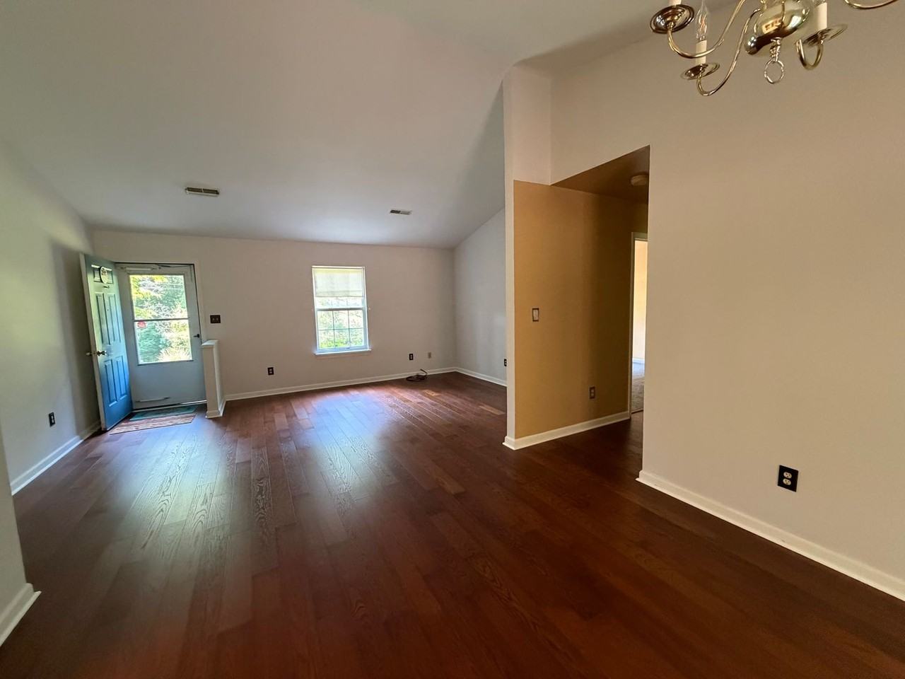 137 Snapdragon Rd - Photo 7 of 21