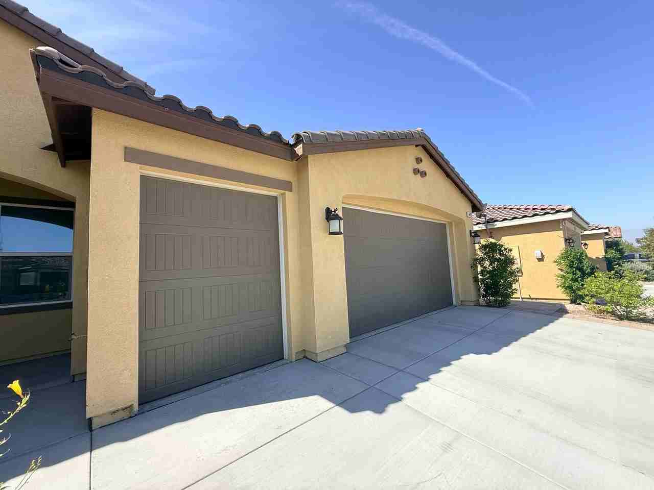 84935 Corso Ct - Photo 3 of 50