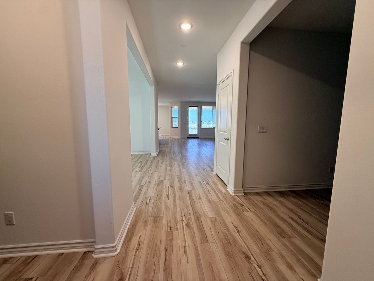 84935 Corso Ct - Photo 5 of 50