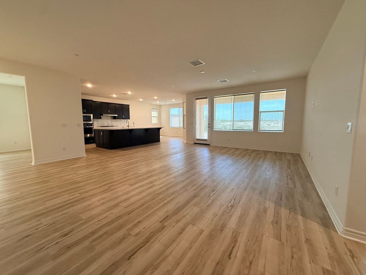 84935 Corso Ct - Photo 7 of 37