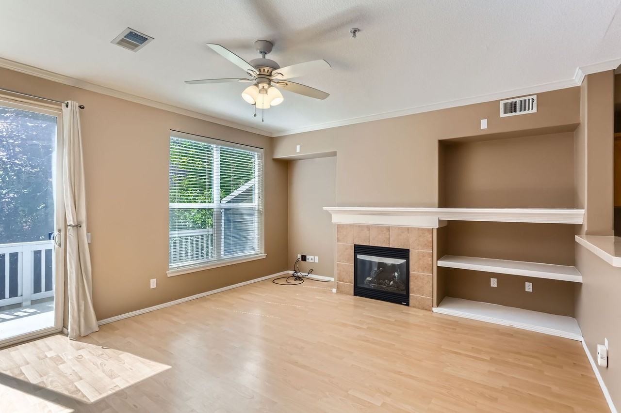 10175 Nw Wilshire Ln - Photo 4 of 29