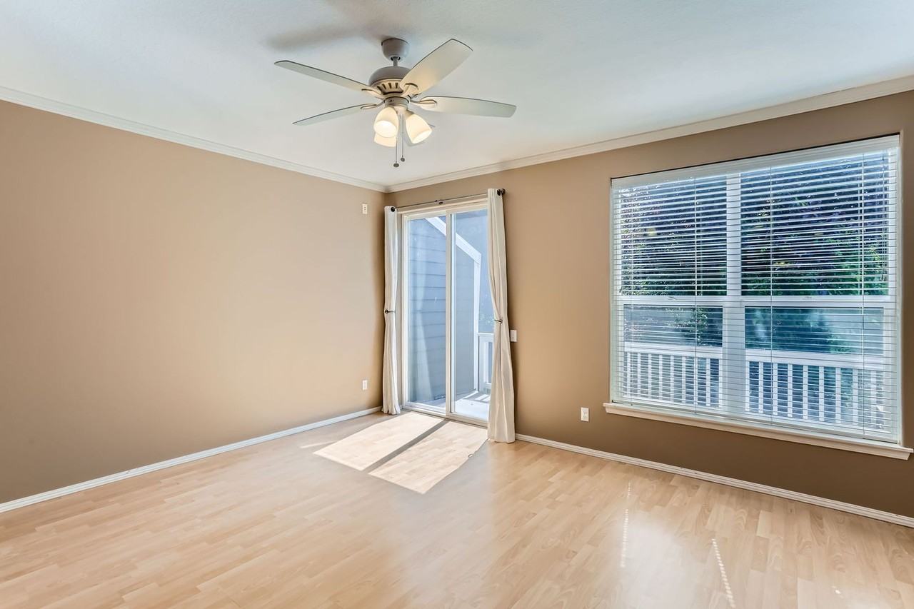 10175 Nw Wilshire Ln - Photo 6 of 29