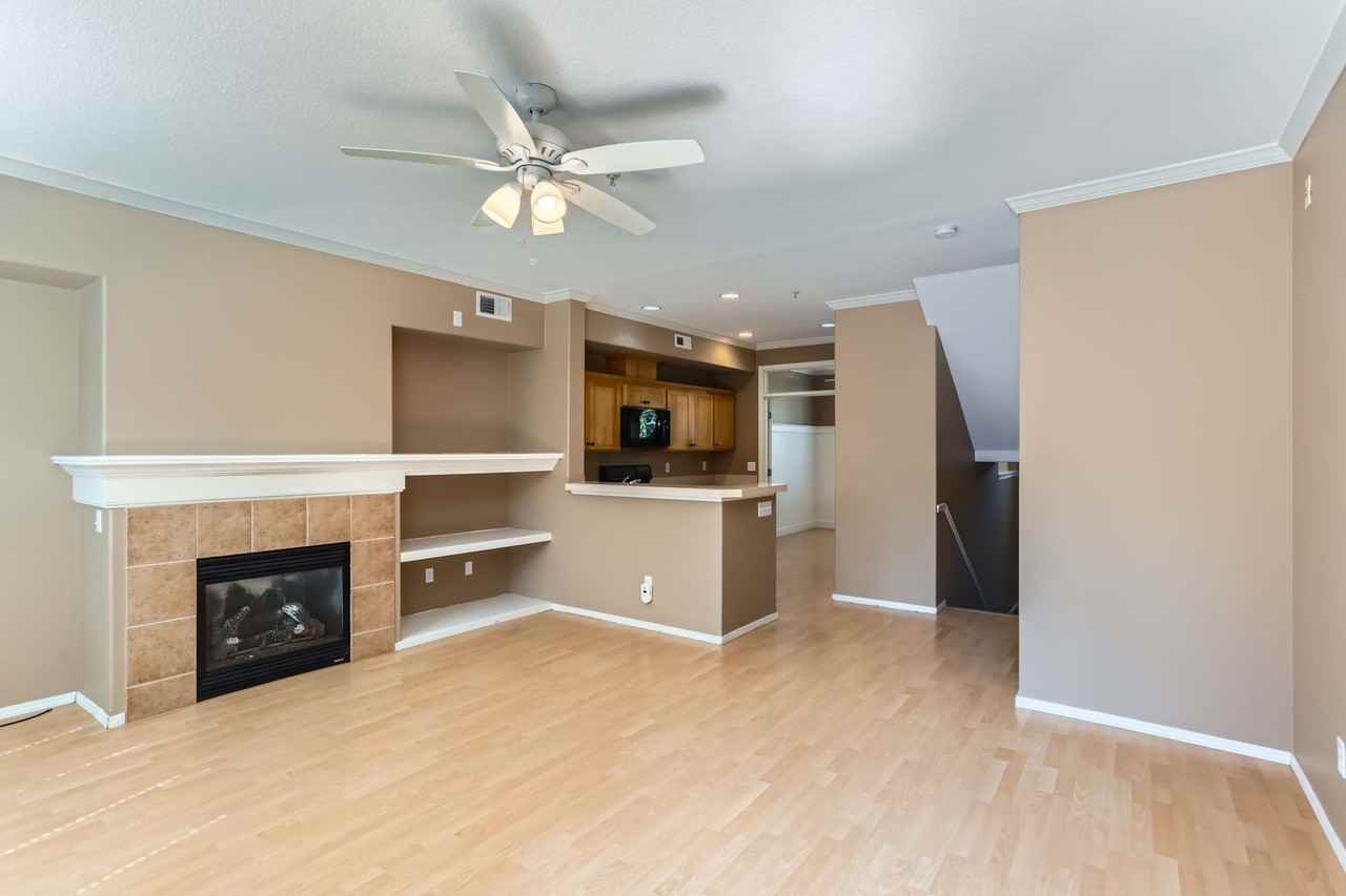 10175 Nw Wilshire Ln - Photo 7 of 29