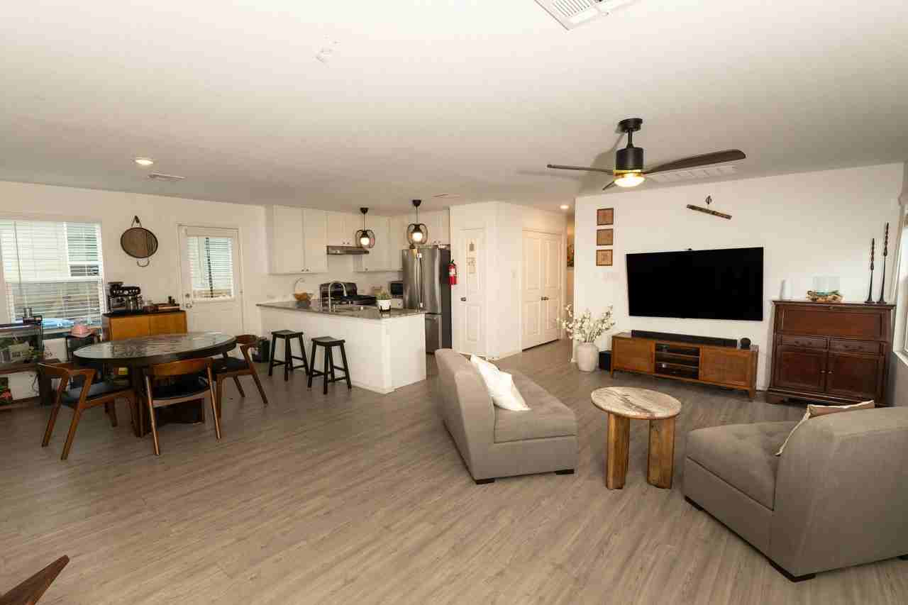 7222 Silos Rdg - Photo 2 of 31