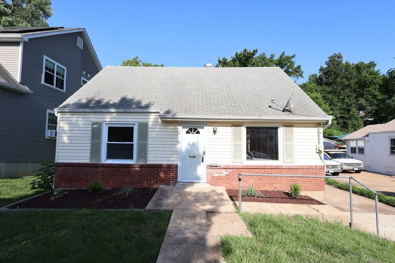 439 Caroline Ave