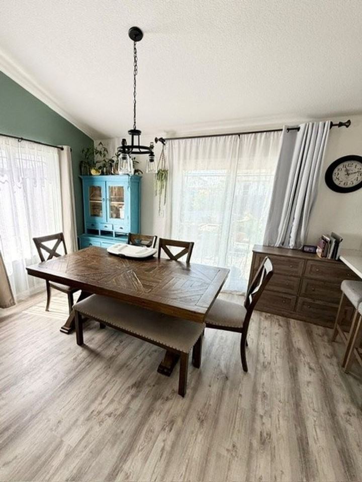 2174 Village Dr - Photo 4 of 12