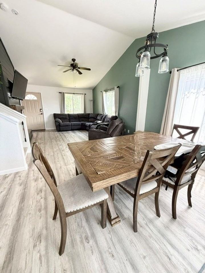 2174 Village Dr - Photo 5 of 12