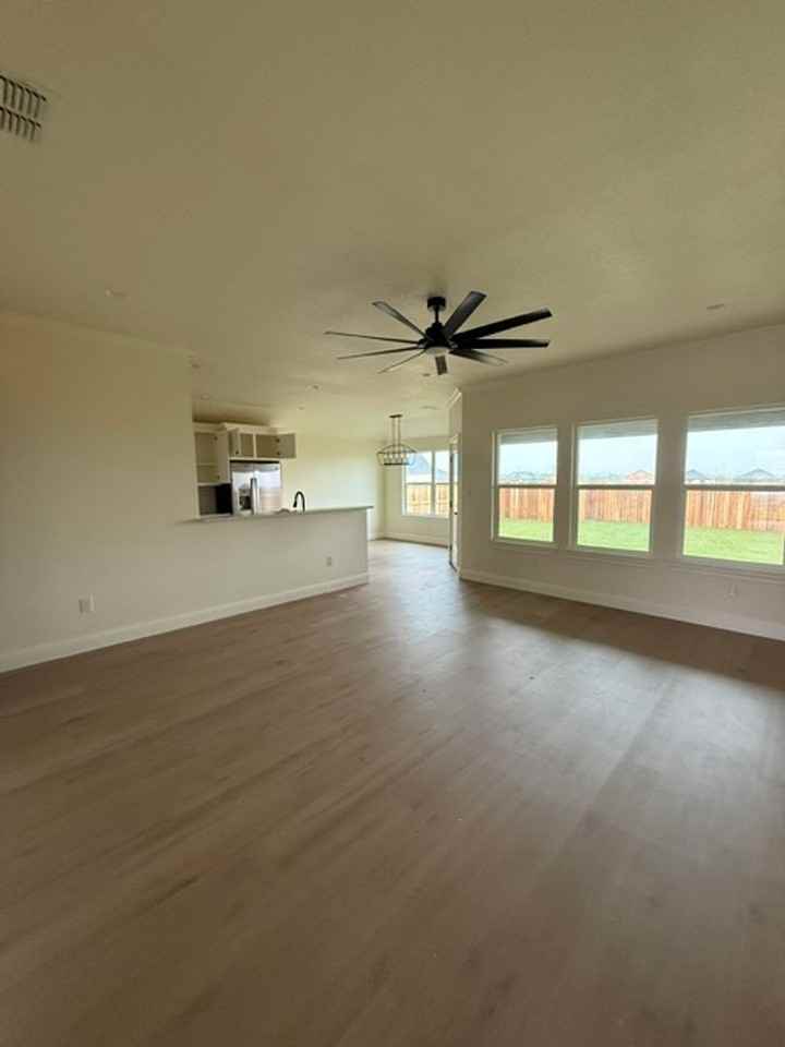 7646 Hudson Way - Photo 3 of 22