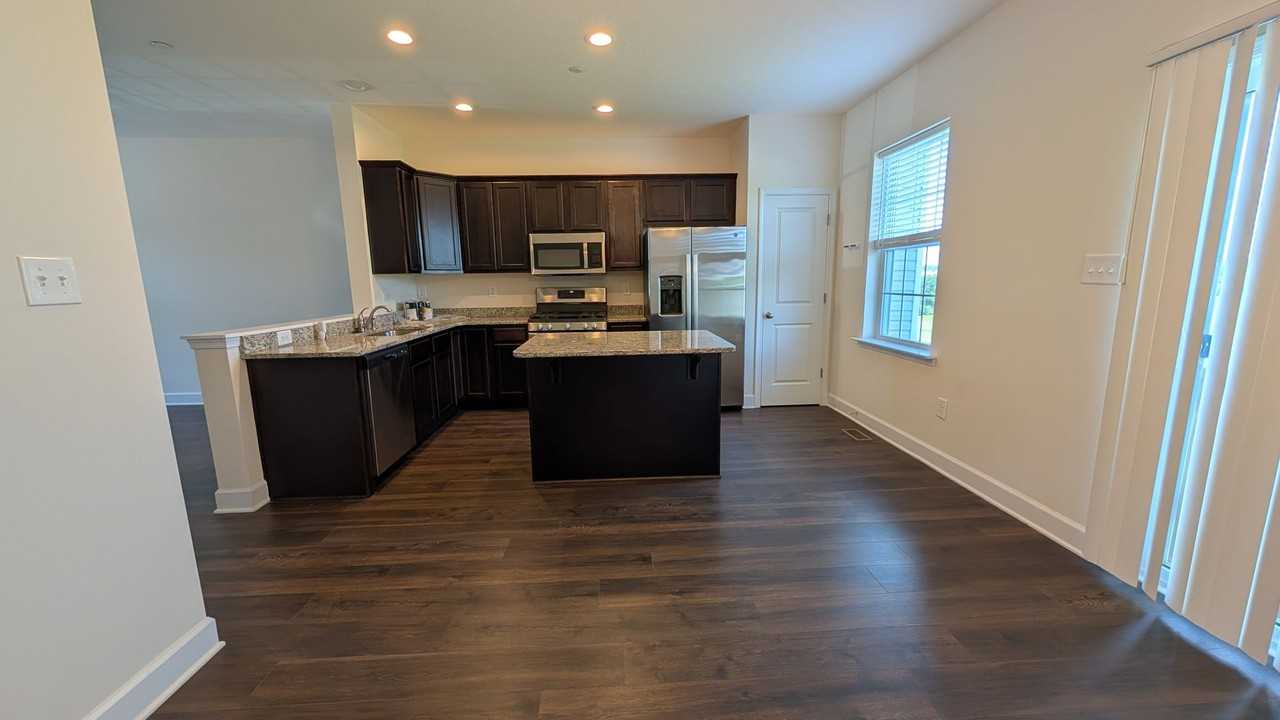 109 Holstein Dr - Photo 2 of 21