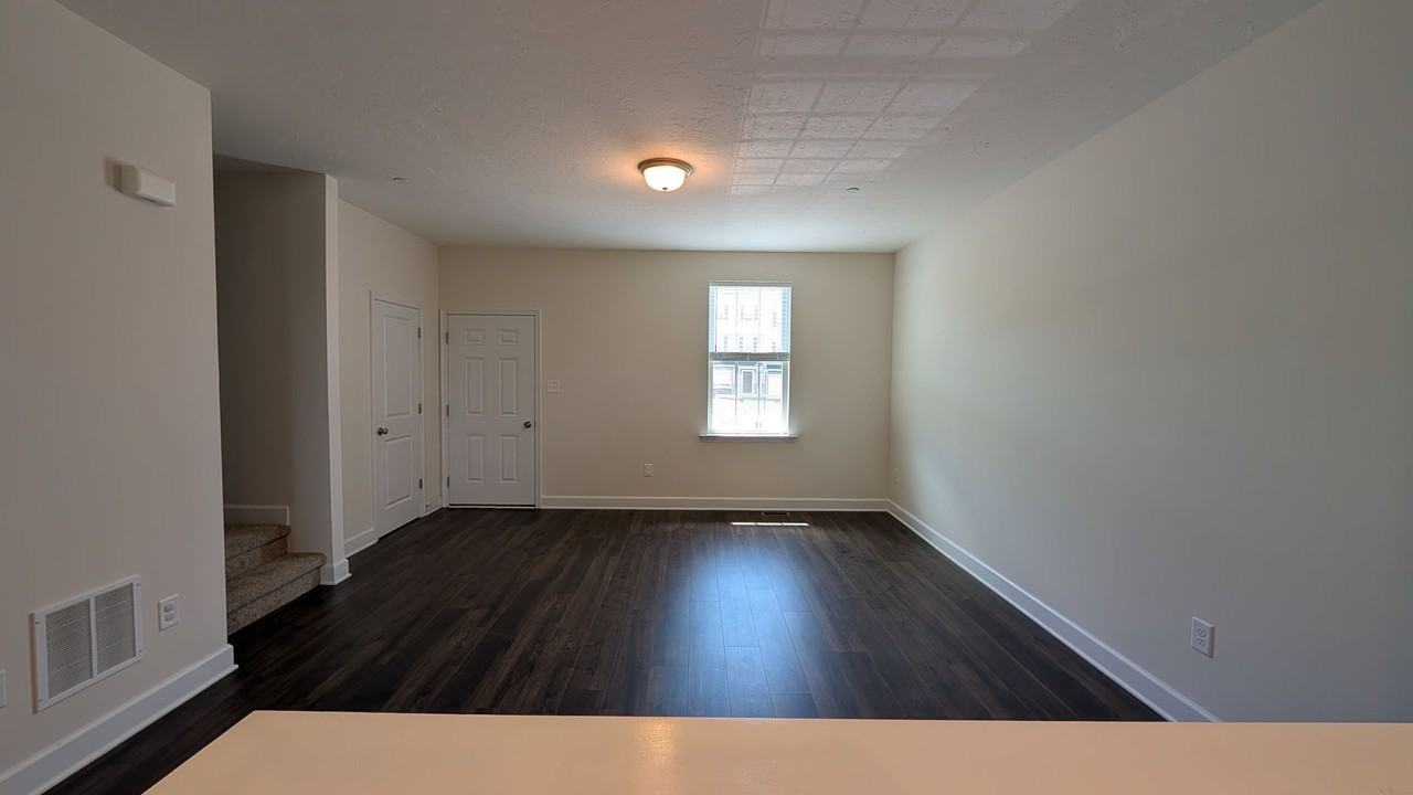109 Holstein Dr - Photo 6 of 21
