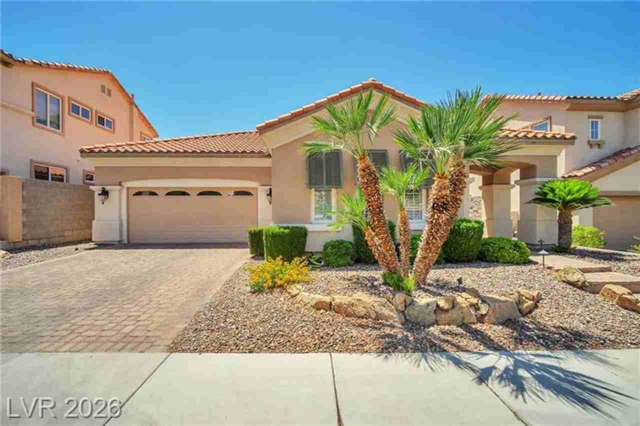 1303 Panini Dr - Photo 2 of 31