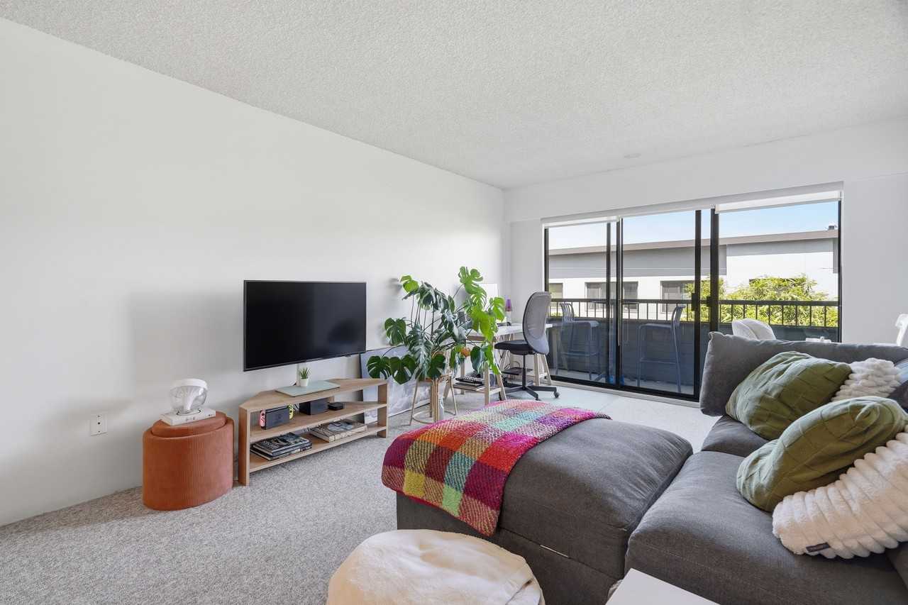 2475 York Avenue #305 - Photo 2 of 26