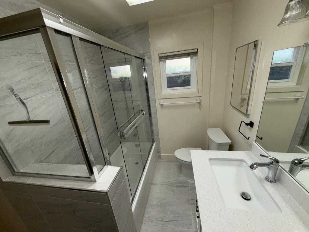 405 N 1st Ave - Photo 5 of 12