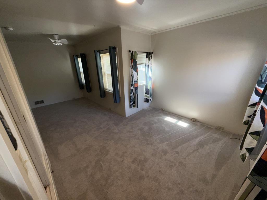 405 N 1st Ave - Photo 7 of 12