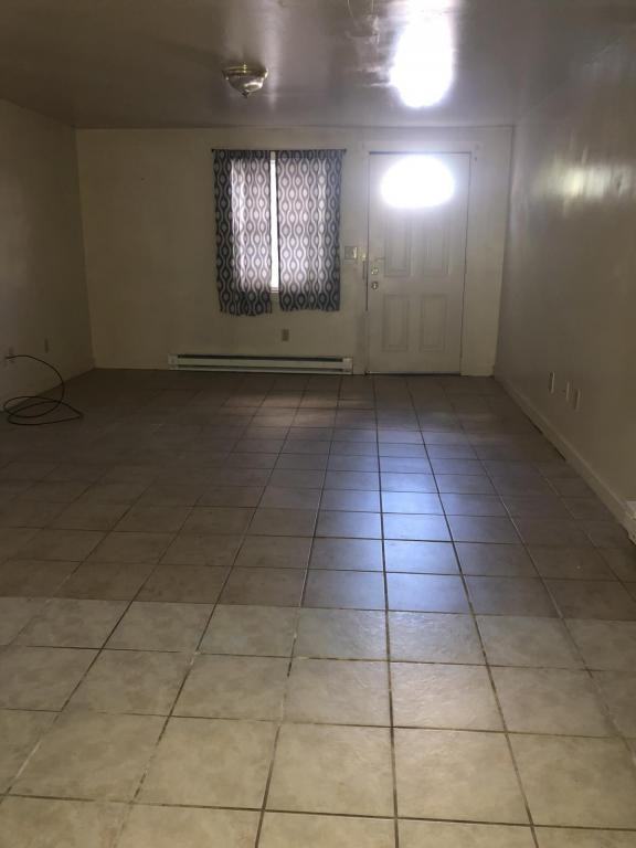 609 Grove City Rd - Photo 4 of 15