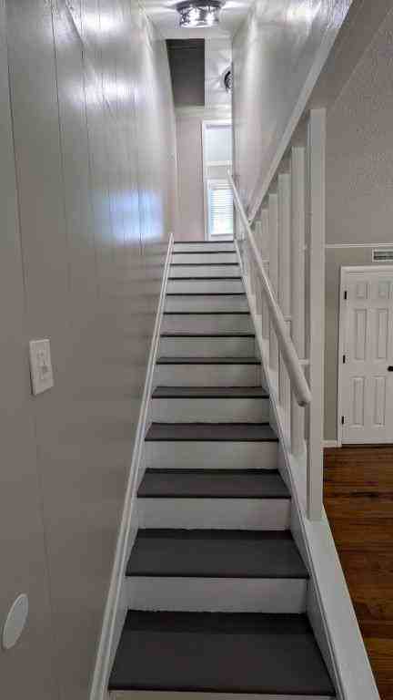 121 Nesper Rd - Photo 6 of 30