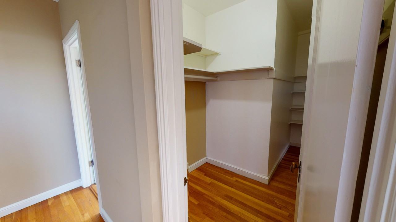 1635 Gough Street - Photo 3 of 15