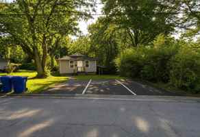 featured image of 218 Fisk Ave