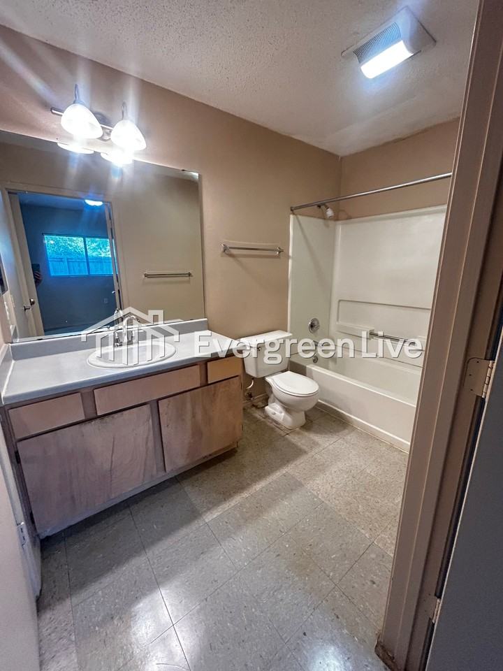 55 Callan Ct - Photo 7 of 20