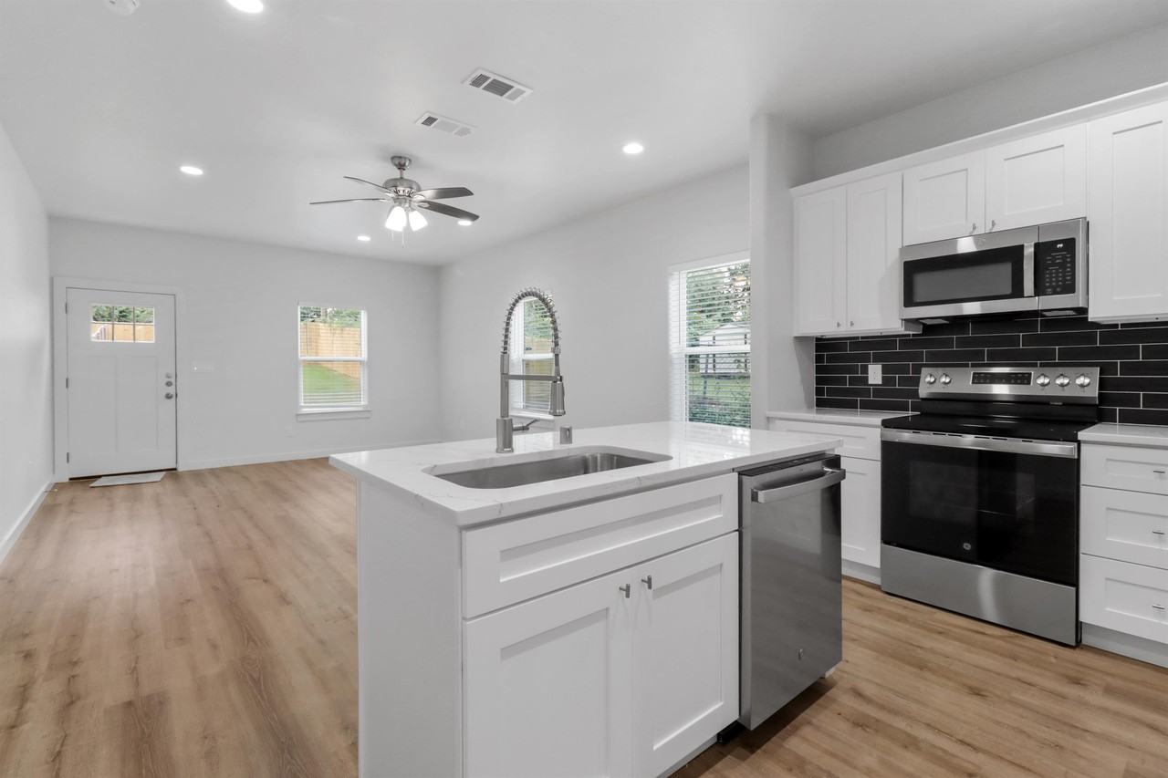 312 E Shepherd St #312 - Photo 5 of 18