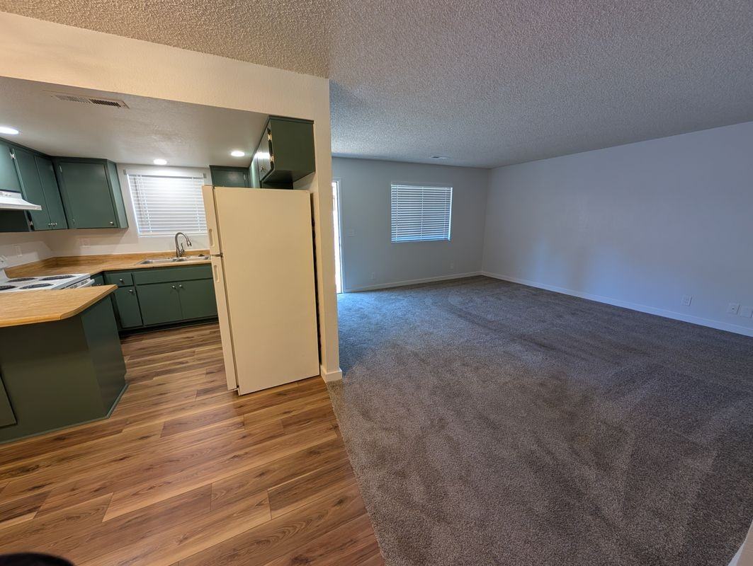 1700 N Center St - Photo 5 of 17